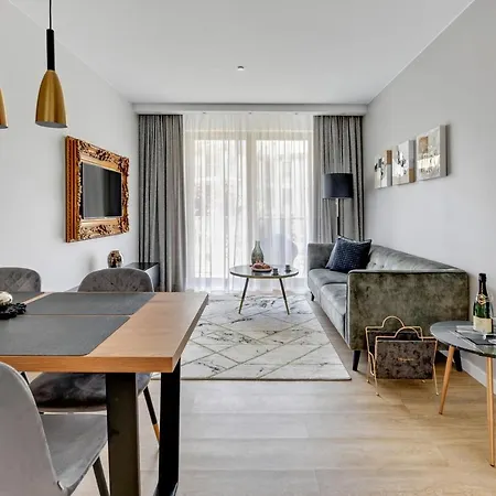 Apartamento Aleja Gold - Acco Rent *